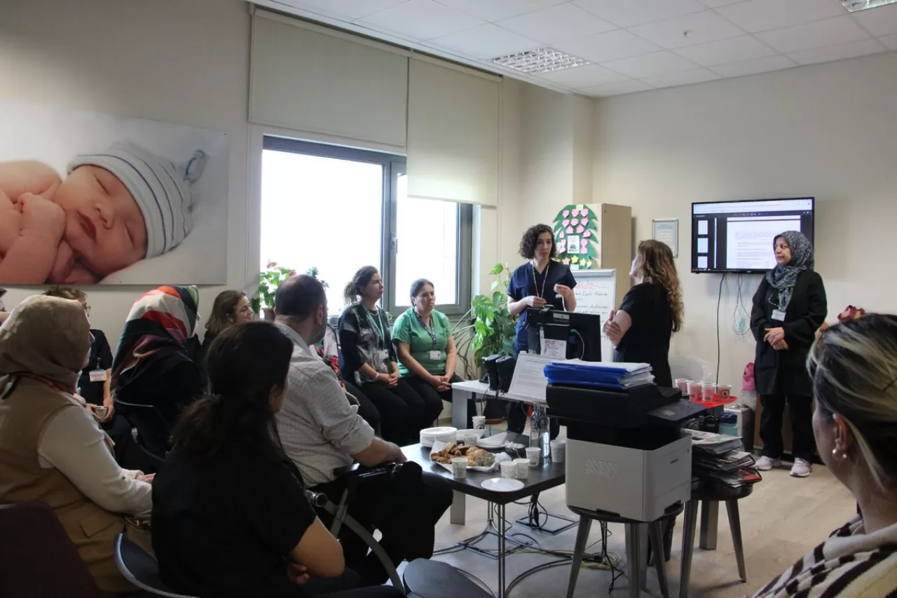 Elazığ Fethi Sekin Şehir Hastanesi'nde Bebek Dostu Hastane Komitesi Toplantısı Yapıldı