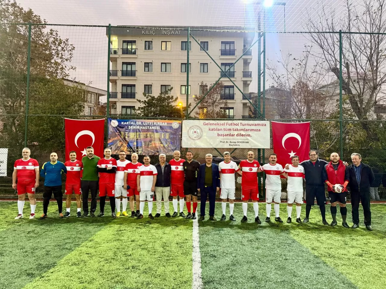 Kartal Dr. Lütfi Kırdar Şehir Hastanesi'nde Futbol Turnuvası Heyecanı