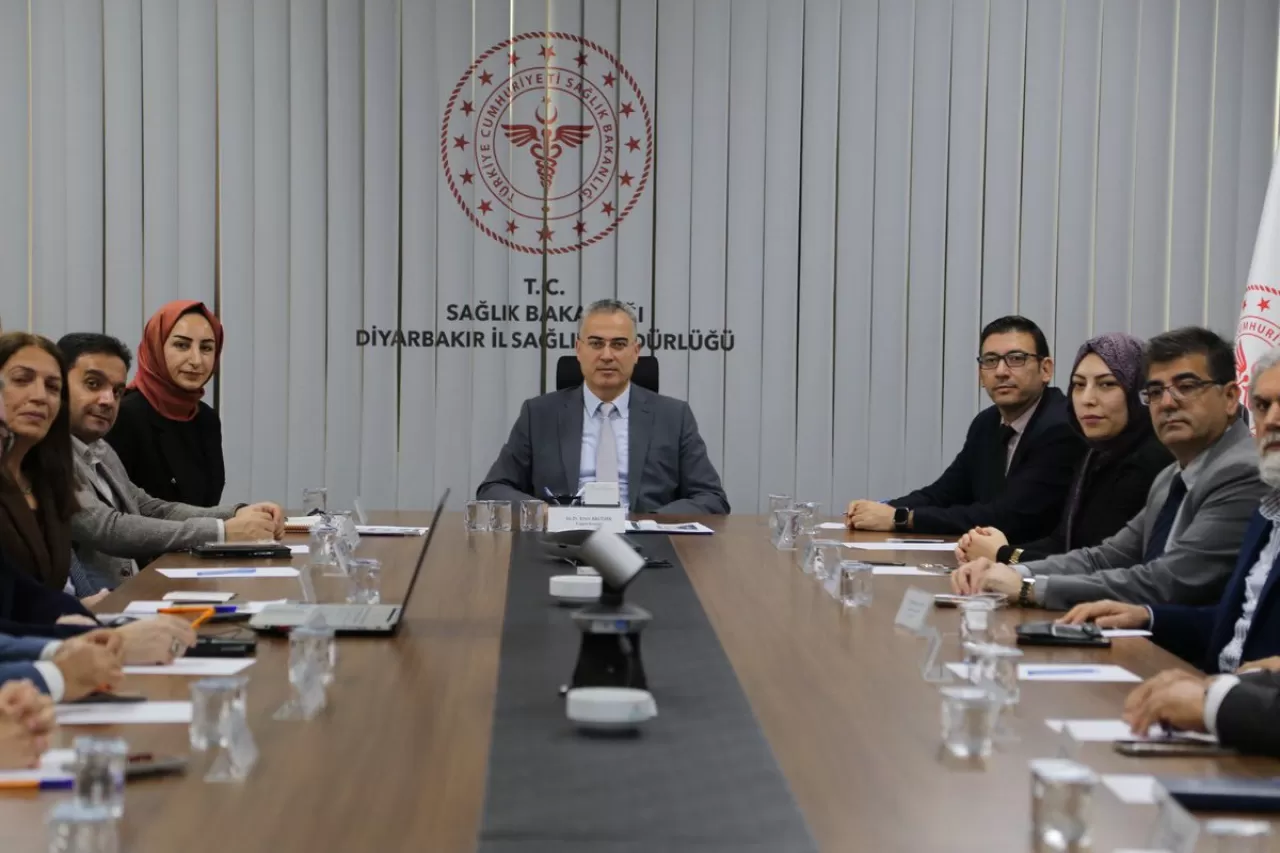 Diyarbakır'da 2025 Yılı Kanser Danışma Kurulu Toplantısı Yapıldı