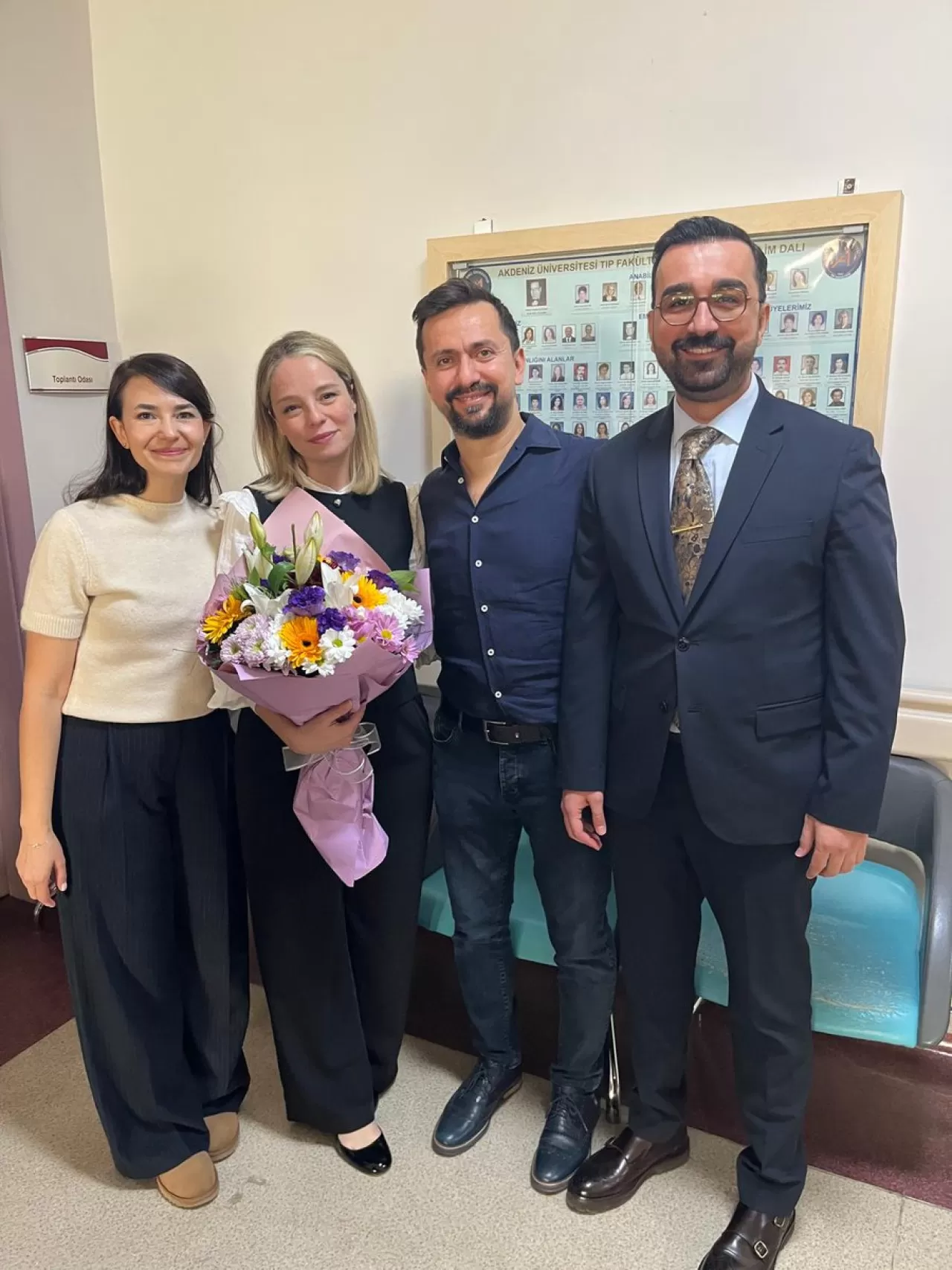 Dr. Özge Vural'ın Başarısı Kemer Devlet Hastanesi'nde Kutlandı