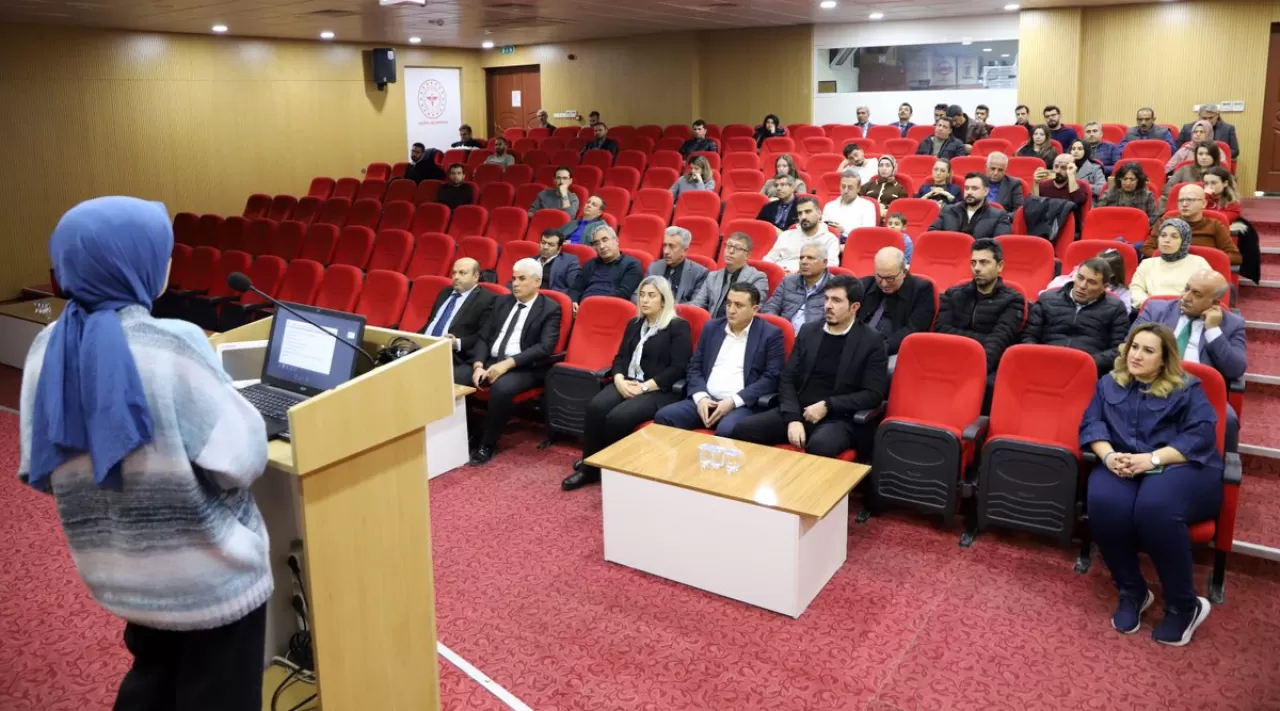 Şanlıurfa'da Okul Çağı İşitme Tarama Programı ve Sağlık Eğitimi