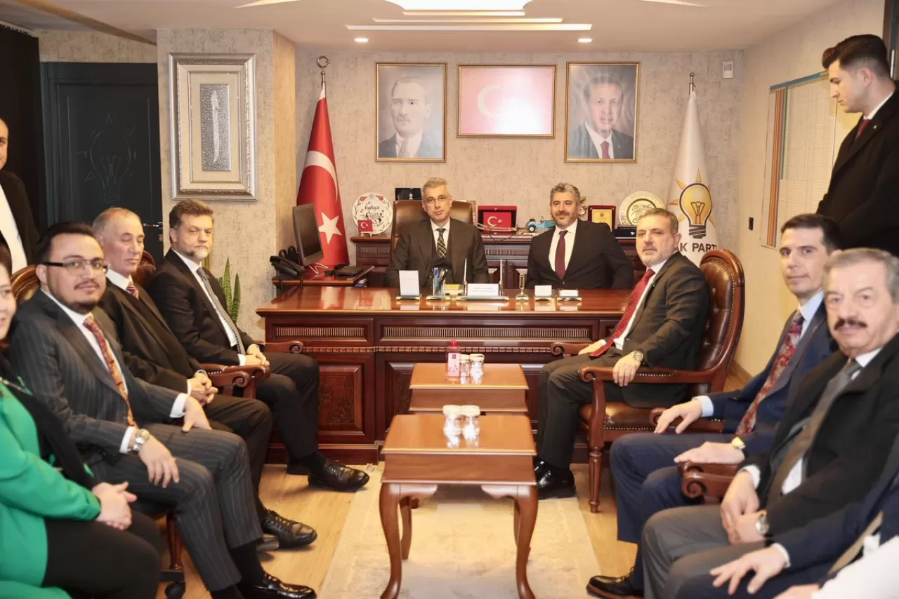 Sağlık Bakanı Memişoğlu, Sincan'da Sağlık Yatırımlarını Değerlendirdi