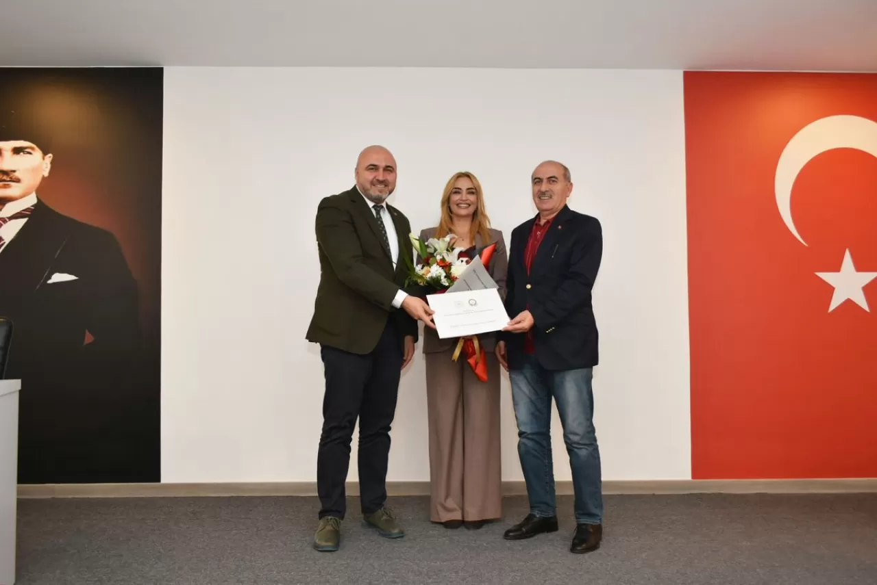 Buca Seyfi Demirsoy Hastanesi'nde Sağlık Etiği Konferansı Düzenlendi