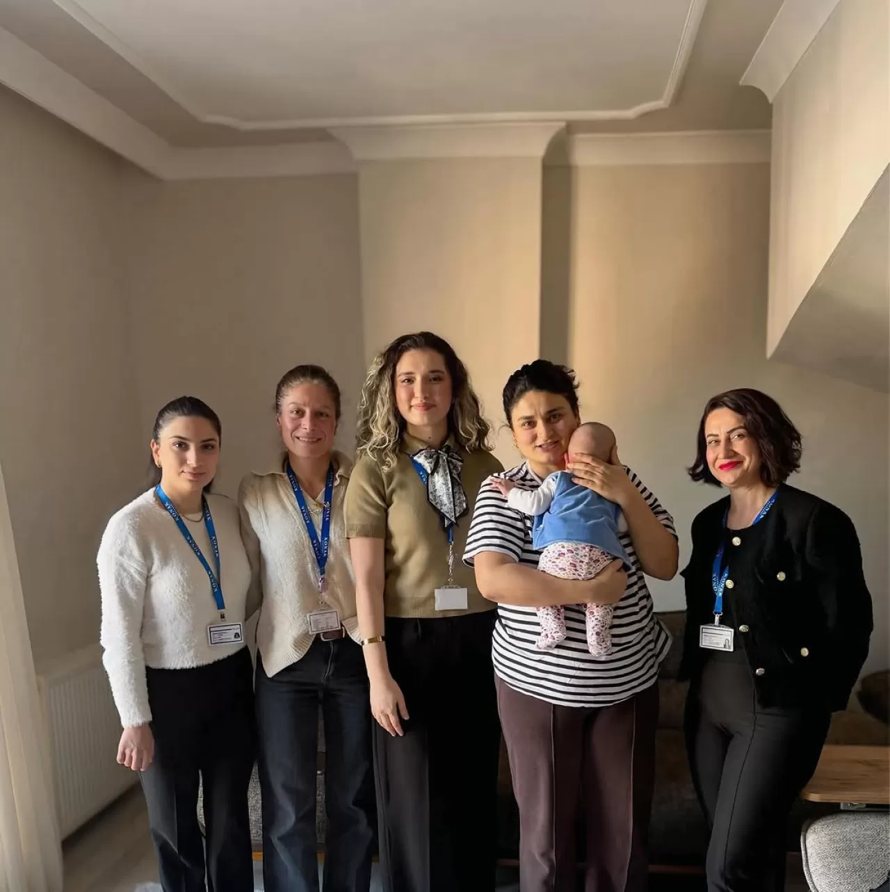 Konak Hastanesi, Doğum Sonrası Anne ve Bebeğe Evde Sağlık Desteği Veriyor