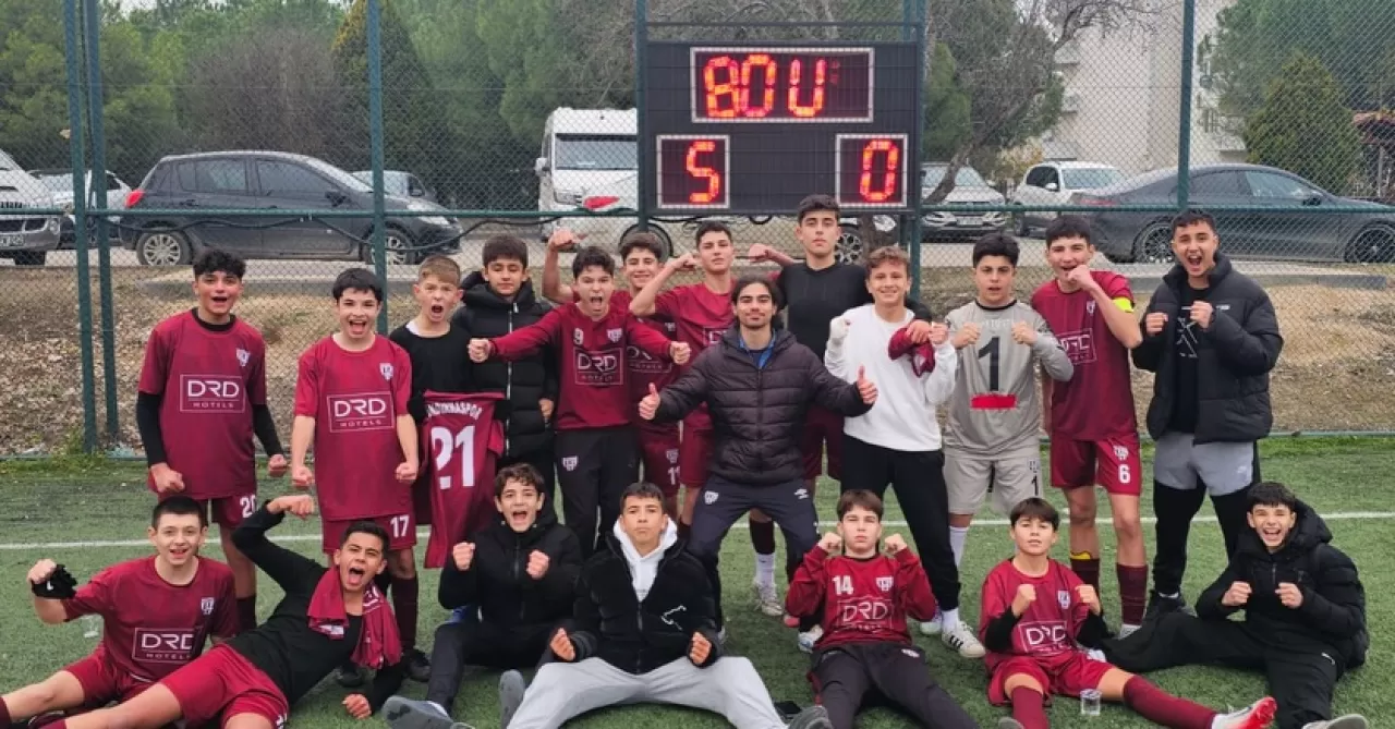 Bandırmaspor U14 Takımı, Kütahya Yeşilay Spor'u 5-0 Mağlup Etti