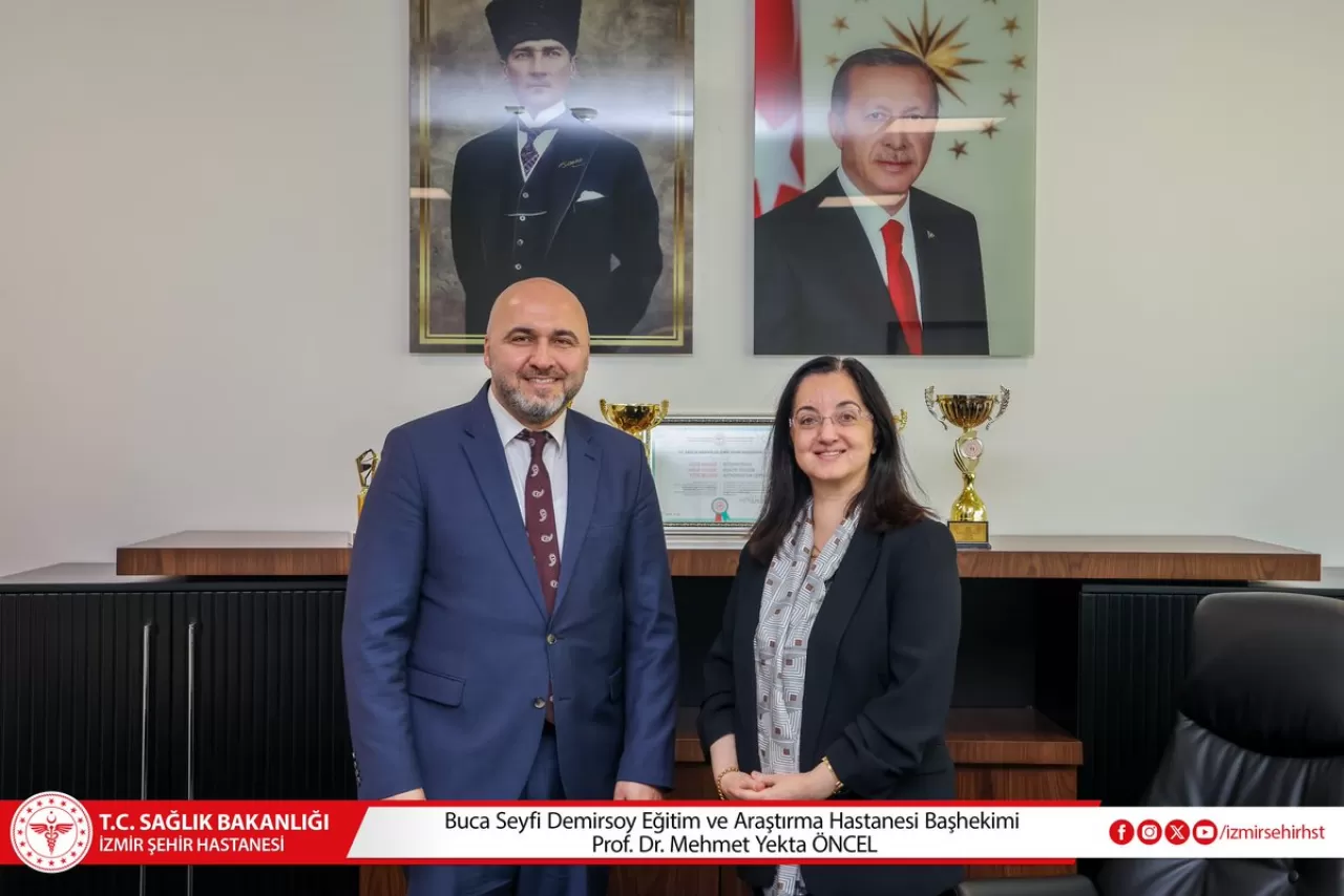 İzmir Şehir Hastanesi'nde Başhekim Değişimi