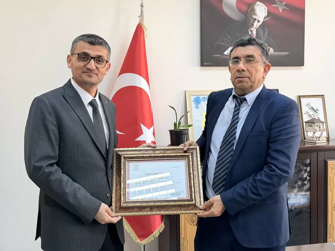 Siirt Üniversitesi'ne Beslenme Dostu ve Fiziksel Aktiviteyi Destekleyen İş Yeri Belgesi