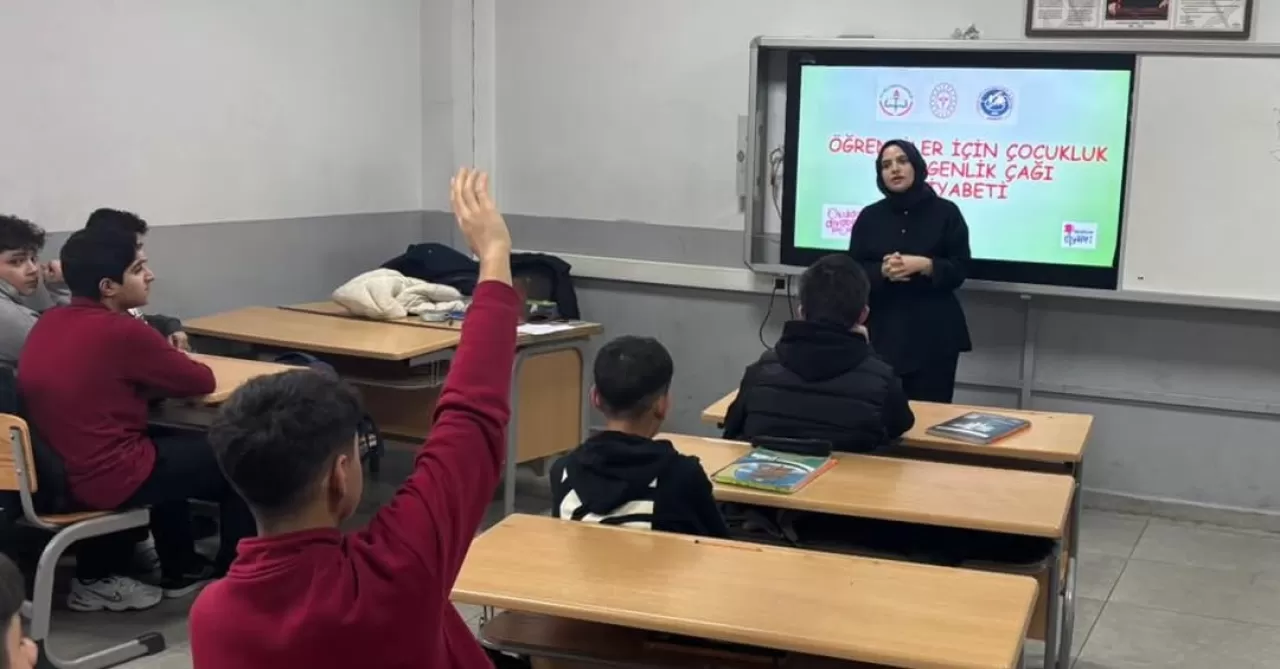 İnegöl'de Öğrencilere Diyabet ve Sağlıklı Beslenme Eğitimi Verildi