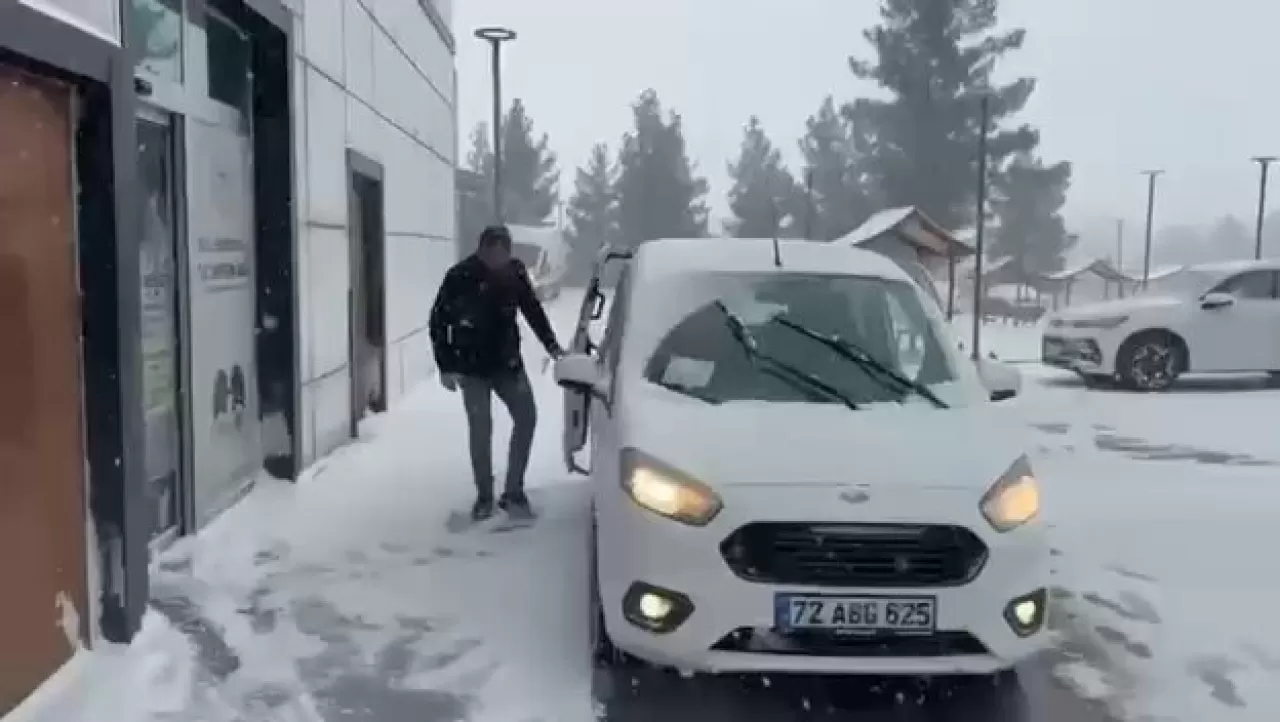 Batman'da Evde Sağlık Hizmetleri Ekipleri Kış Şartlarında Görev Başında