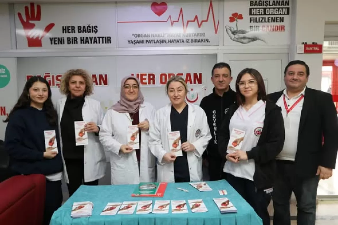 Amasya'da Organ Bağışı Farkındalığı için Bilgilendirme Standı Açıldı