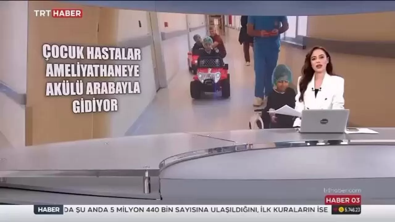Çocuk Hastalar Ameliyathaneye Akülü Arabayla Gidiyor