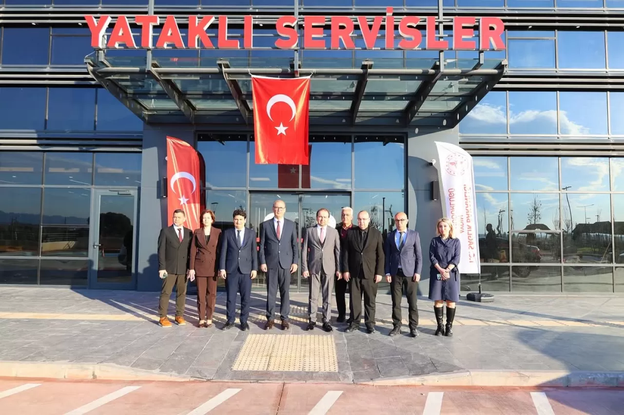 Aydın Şehir Hastanesi'nde Yeni Yıl Ziyareti ve Sağlık Çalışanlarına Moral