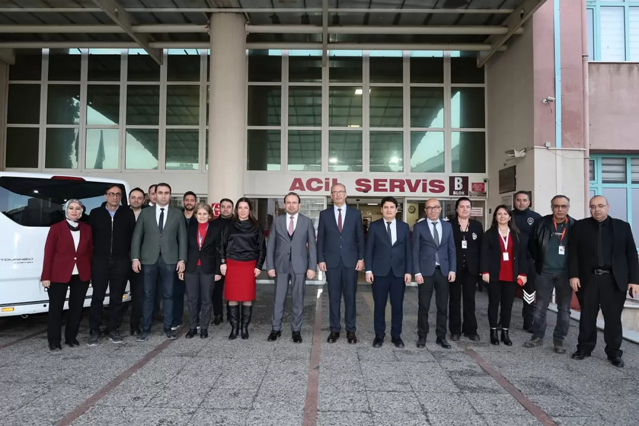 Aydın Devlet Hastanesi'ne Yeni Yıl Ziyareti ve Sağlık Çalışanlarına Teşekkür