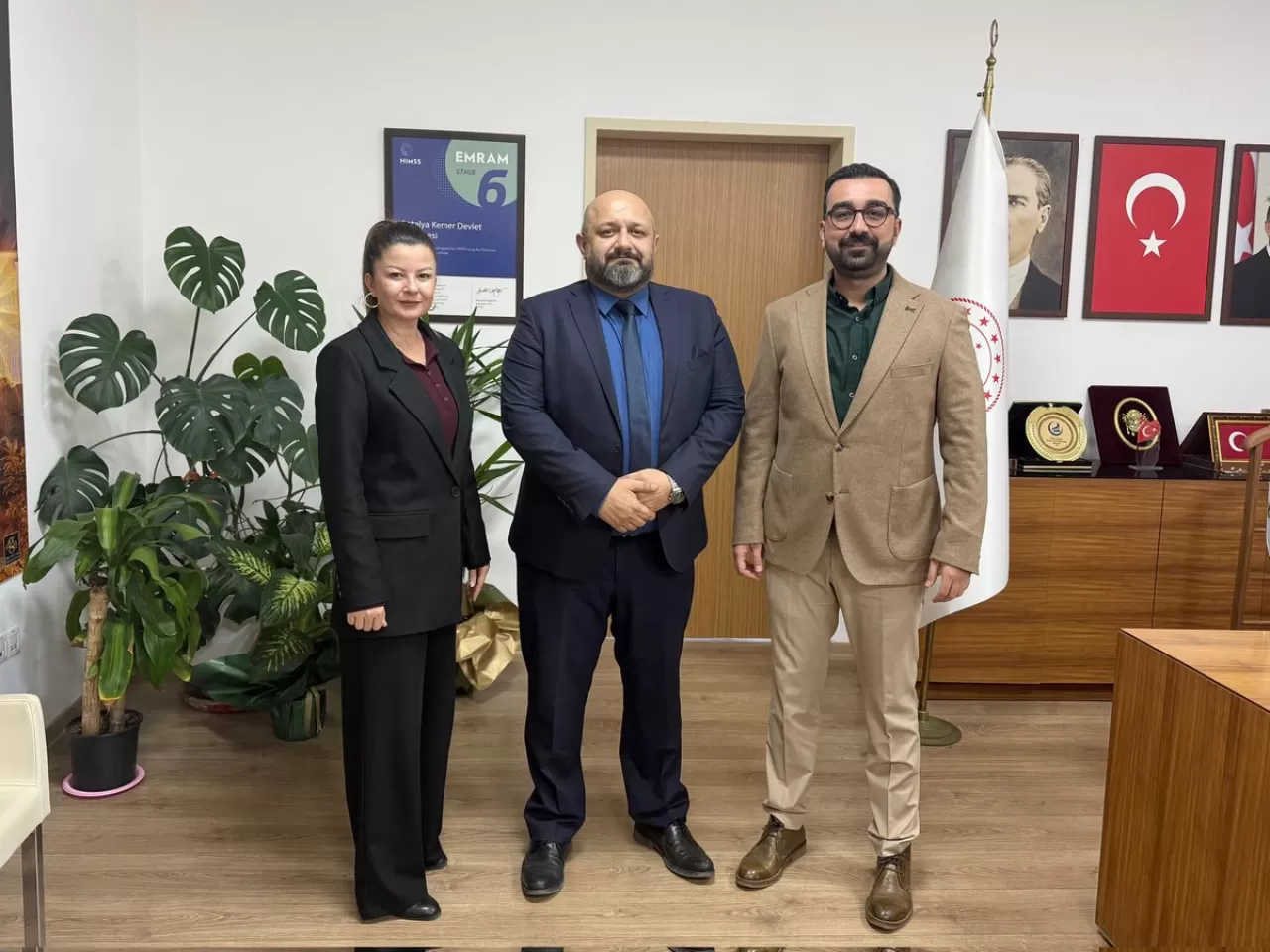 Antalya Kızılay Yetkililerinden Kemer Devlet Hastanesi'ne Ziyaret