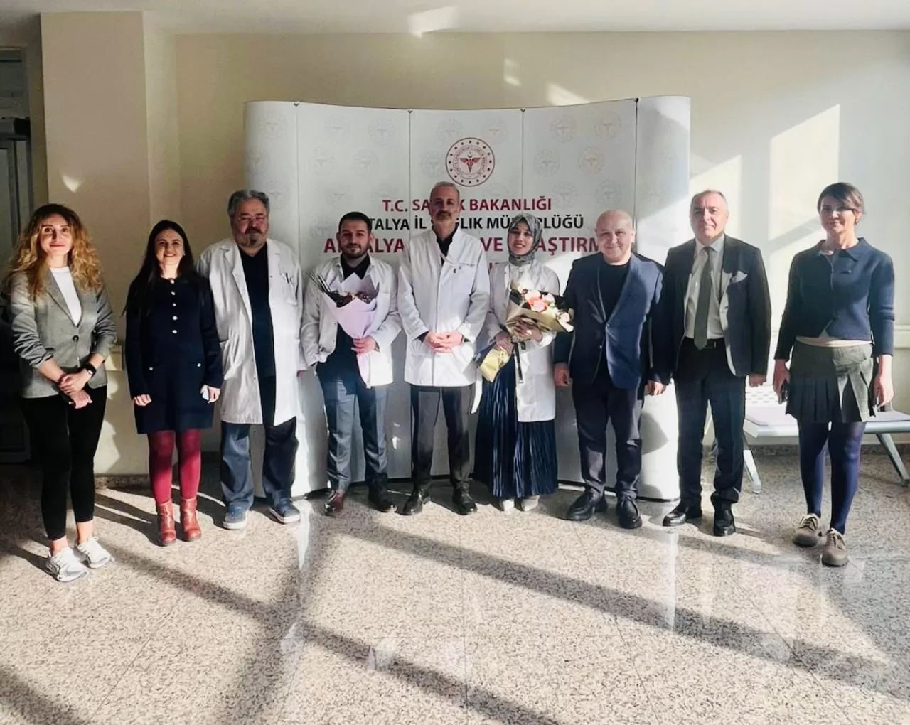 Antalya'da İki Hekim Aile Hekimliği Uzmanı Oldu