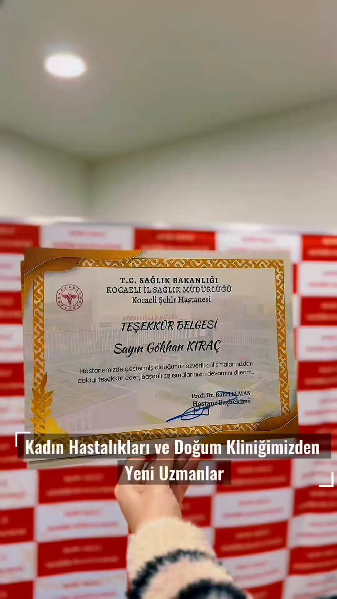 Kocaeli Şehir Hastanesi'nde Üç Hekim Uzmanlık Unvanını Aldı