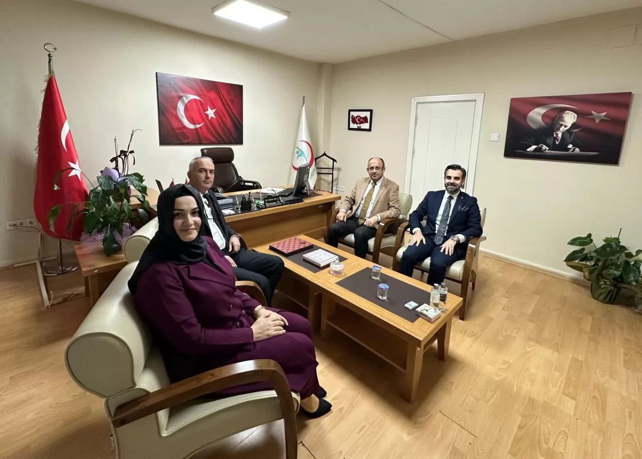 Bursa'da Milletvekillerinden İl Sağlık Müdürlüğü'ne Ziyaret