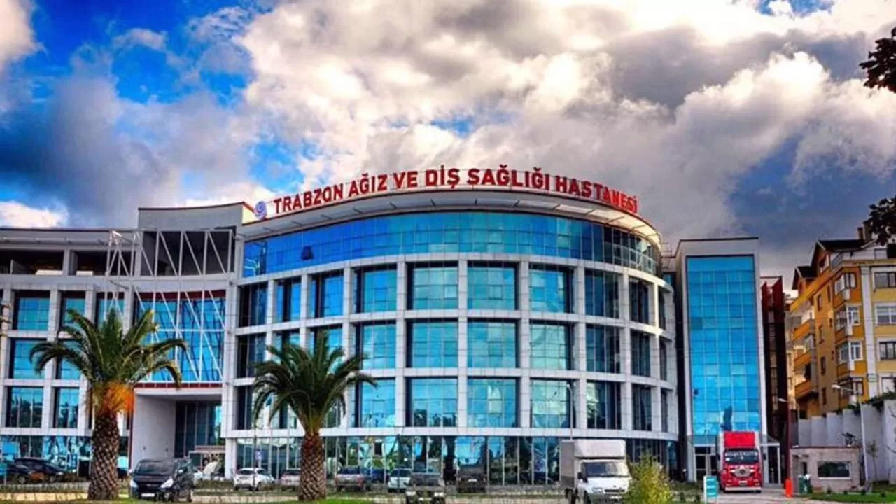 Trabzon'da Çocuklar Artık Diş Hekimi Korkusunu Yeniyor