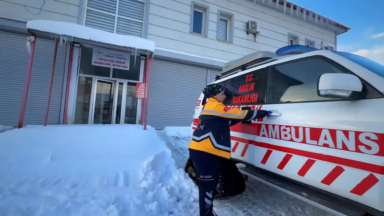 Amasya'da Sağlık Çalışanları Zorlu Coğrafyada Gece Gündüz Hizmet Veriyor