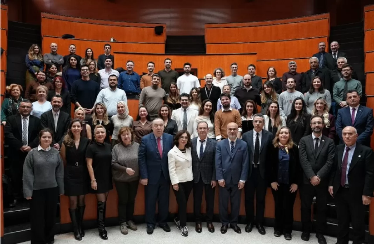 Prof. Dr. Server Serdaroğlu, Cerrahpaşa Tıp Fakültesi'nde Emekli Oldu