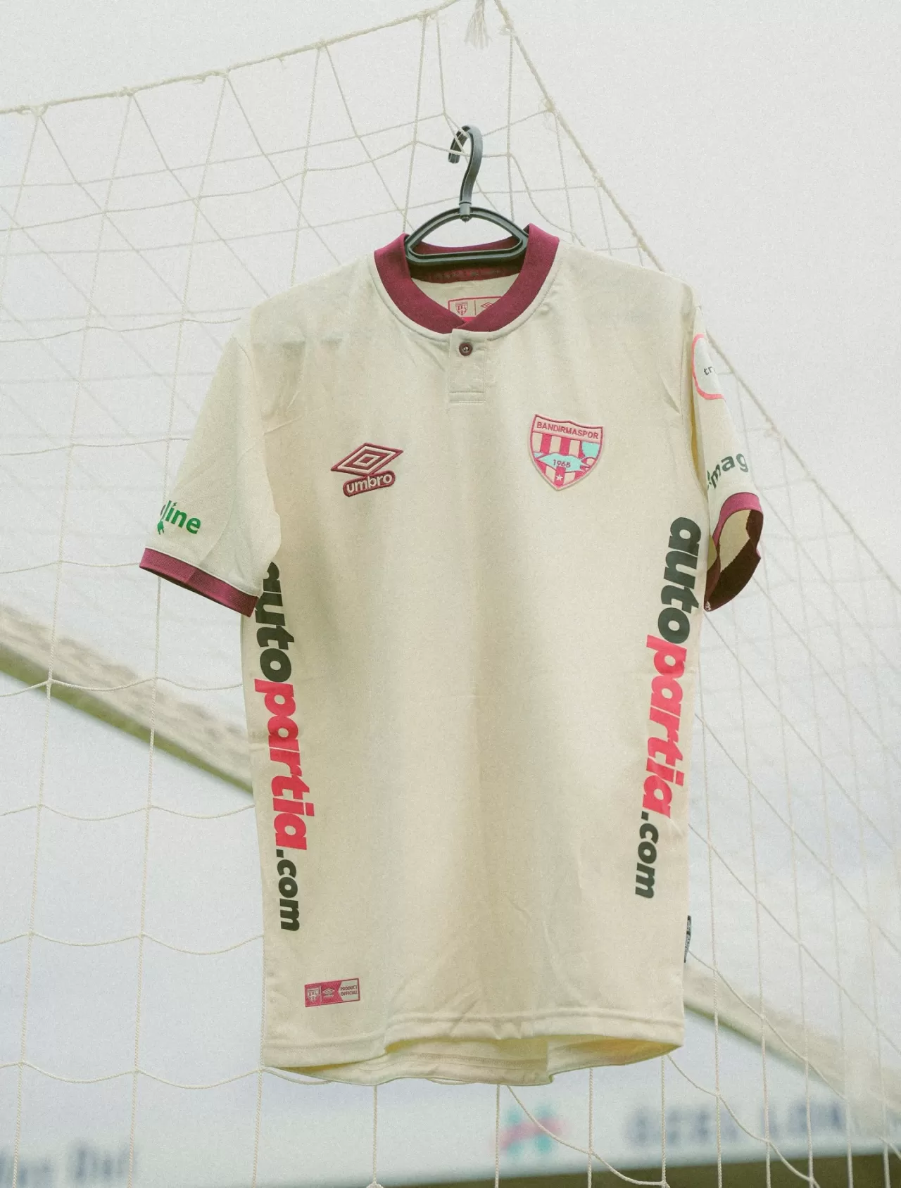 Teksüt Bandırmaspor, Sakaryaspor Karşılaşmasında Krem Rengi Formayla Sahada Olacak