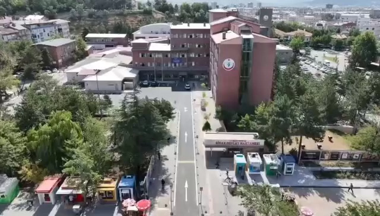 Sivas'tan Kulaklık Uyarısı: Gürültüye Bağlı İşitme Kaybı Artıyor