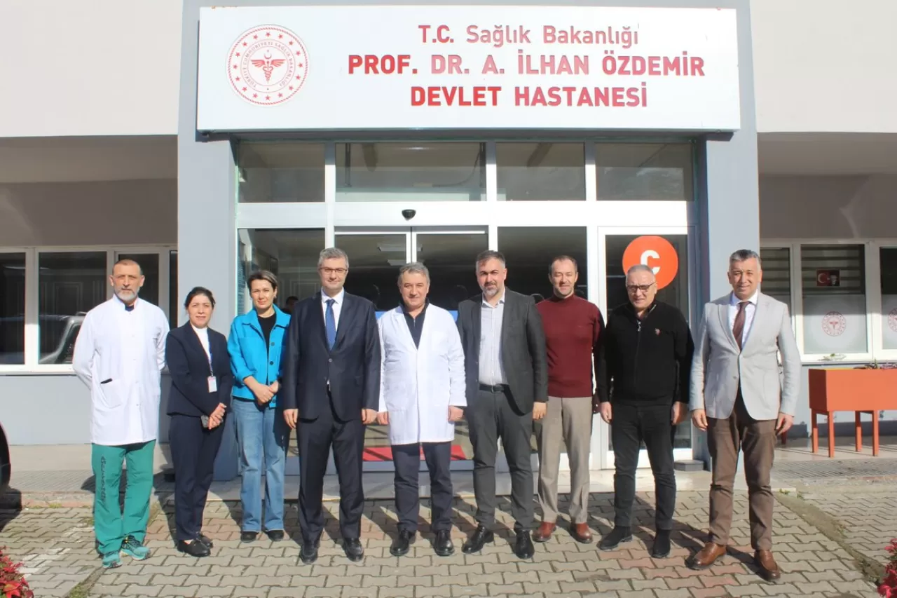 Giresun İl Sağlık Müdürü Prof. Dr. A. İlhan Özdemir Devlet Hastanesi'nde İncelemelerde Bulundu