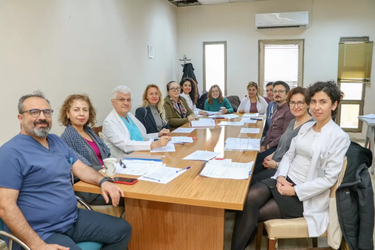 Dr. Behçet Uz Çocuk Hastanesi'nde Etik Kurul Yeni Dönem Çalışmalarına Başladı