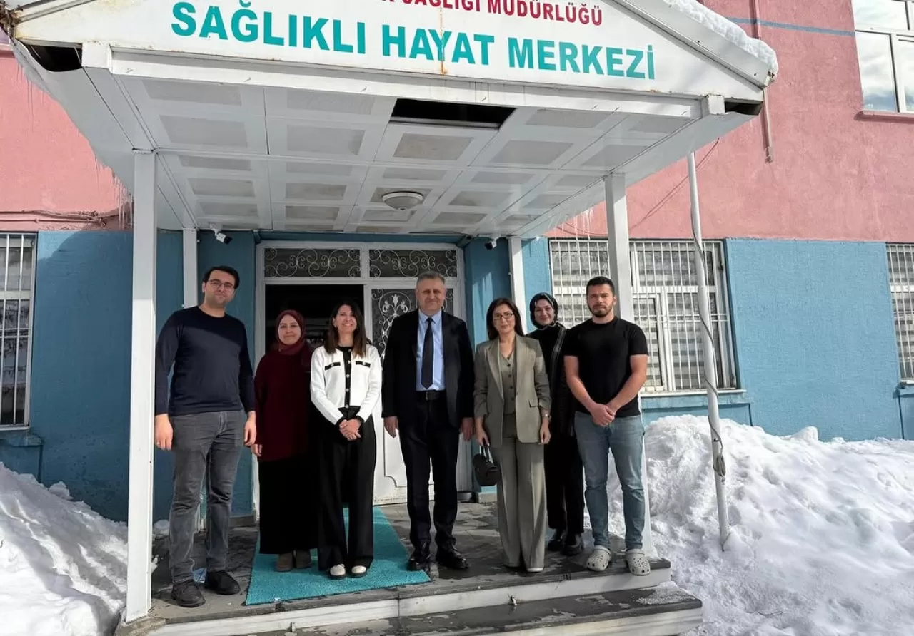 Bitlis'te Sağlıklı Hayat Merkezi'nde Kronik Hastalıklarla Mücadele ve Koruyucu Sağlık Hizmetleri