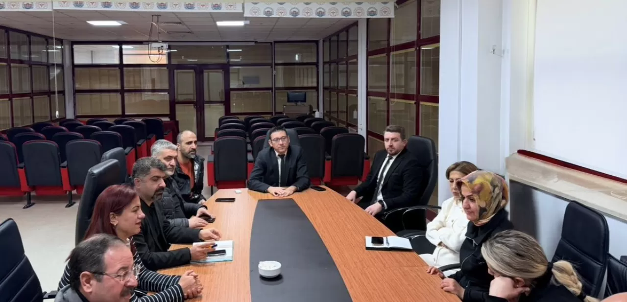 Diyarbakır Gazi Yaşargil Eğitim ve Araştırma Hastanesi'nde Haftalık İdari Toplantı Yapıldı