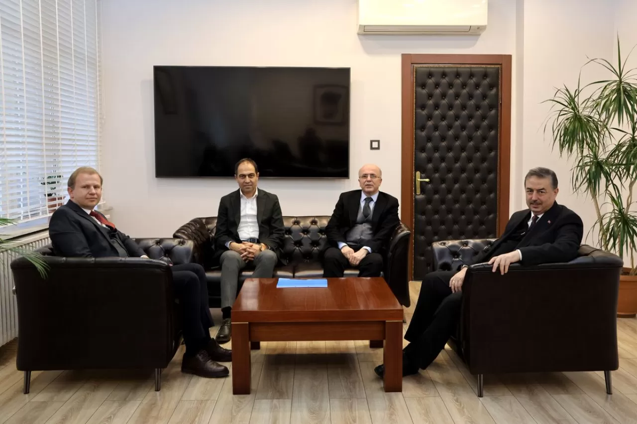 Yeşilhisar'dan Kayseri İl Sağlık Müdürlüğü'ne Sağlık Hizmetleri Ziyareti