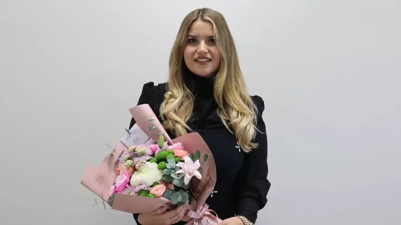 Dr. Melisa Özbörü Koç, İç Hastalıkları Uzmanı Unvanını Aldı