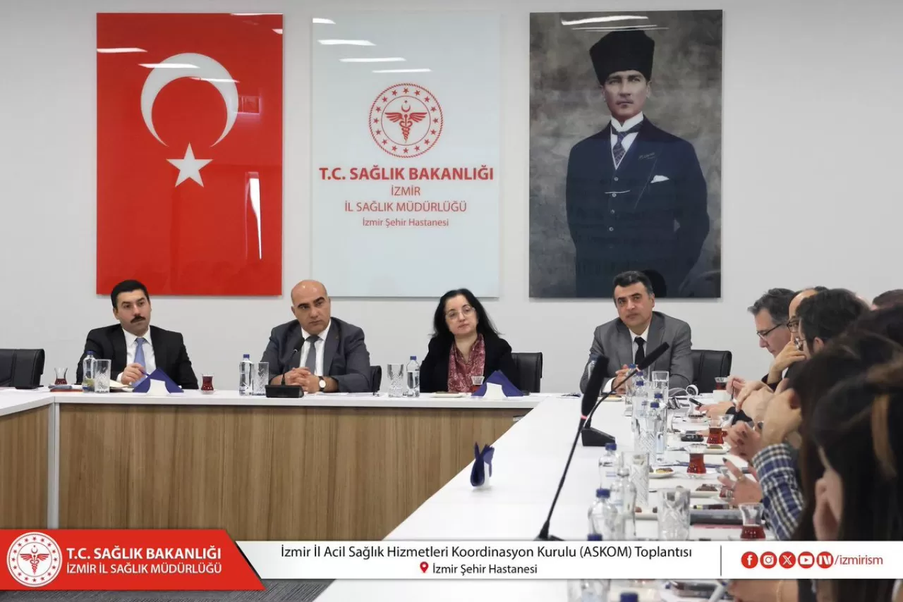 İzmir Acil Sağlık Hizmetleri Koordinasyon Toplantısı Gerçekleştirildi
