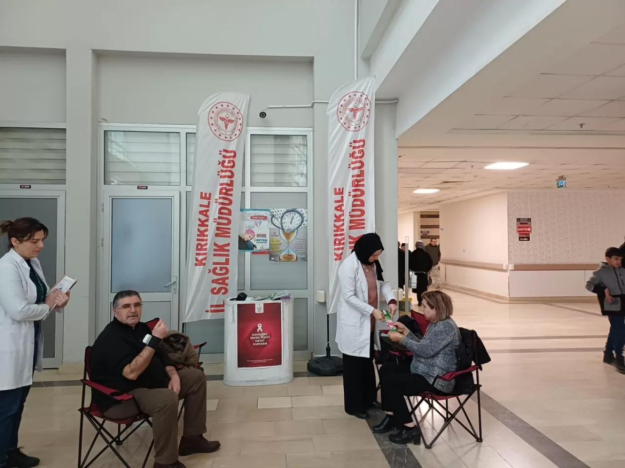 Kırıkkale'de Kamu Çalışanlarına Yönelik Sigara Bırakma Eğitimi ve Polikliniği Hizmeti