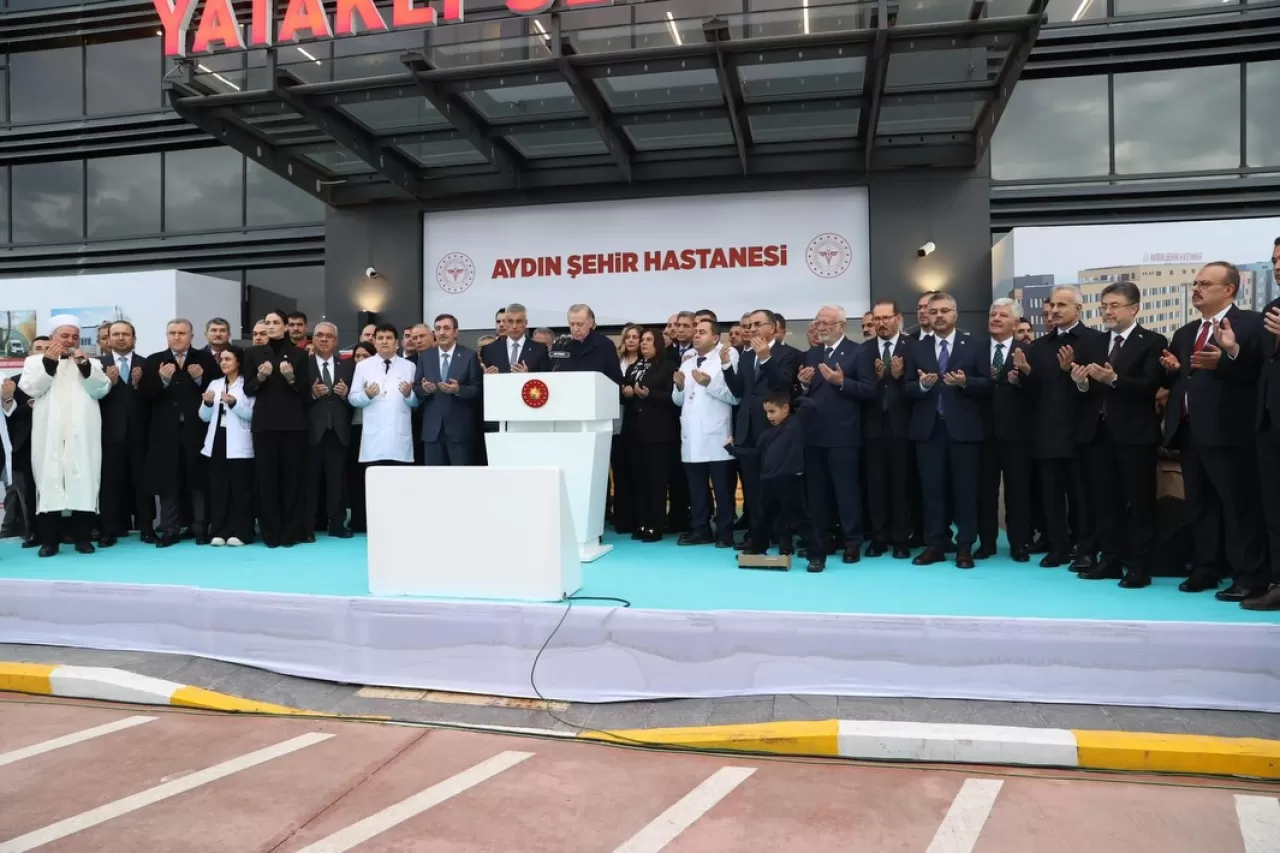 Aydın'a Dev Sağlık Yatırımı: 1300 Yataklı Şehir Hastanesi Açıldı