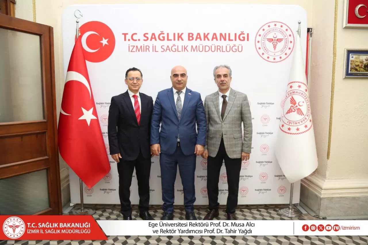 İzmir İl Sağlık Müdürü Kul, Ege Üniversitesi Rektörlük Heyetini Ağırladı