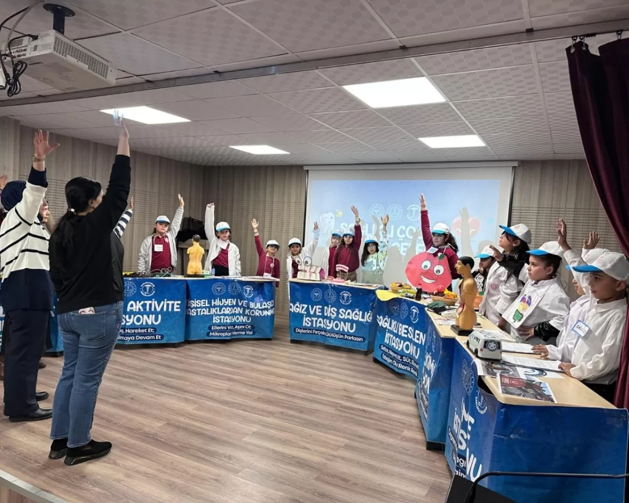 Gaziantep'te 6 Bin Öğrenciye Sağlık Eğitimi Verildi