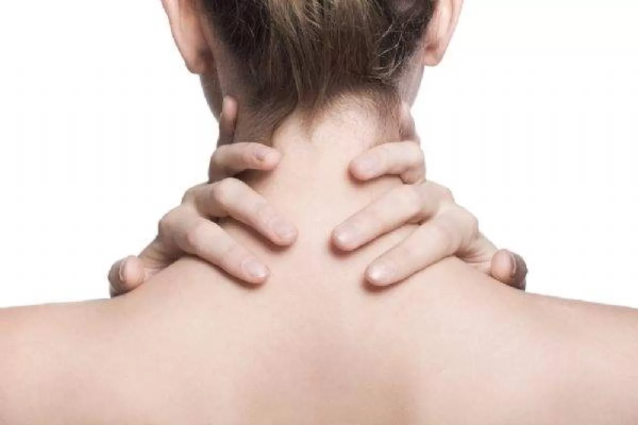 Gün İçi Boyun Tutulması, Ciddi Sinir Sıkışmasının İlk İşareti Olabilir