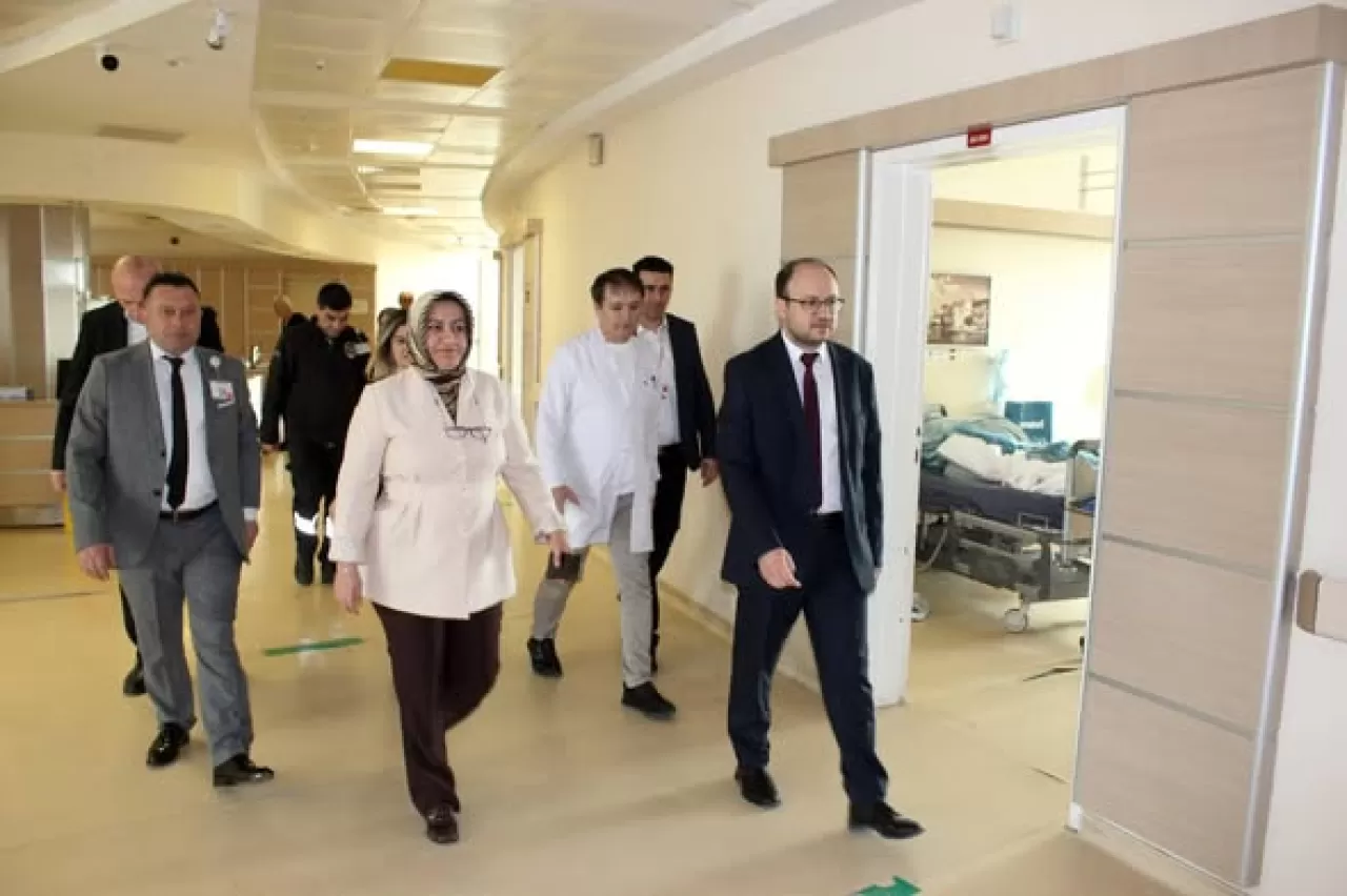 Kırıkkale Yüksek İhtisas Hastanesi Başhekimi Acil Servis'te