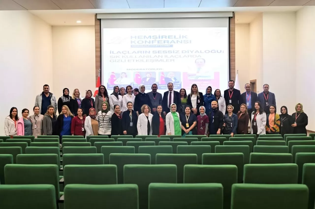 Ankara Etlik Şehir Hastanesi'nde Hemşirelikte İlaç Güvenliği Konferansı Düzenlendi