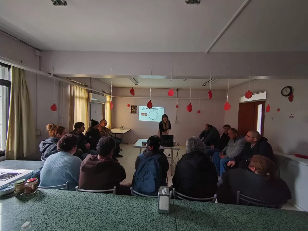 Buca'da Bağımlılıkla Mücadele İçin Eğitim Düzenlendi