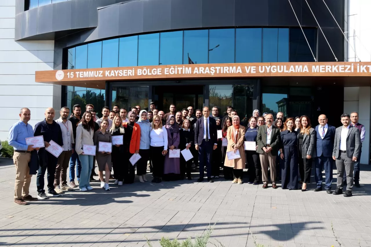 Kayseri'de Aile Hekimliğine Uyum Eğitimi Başarıyla Tamamlandı