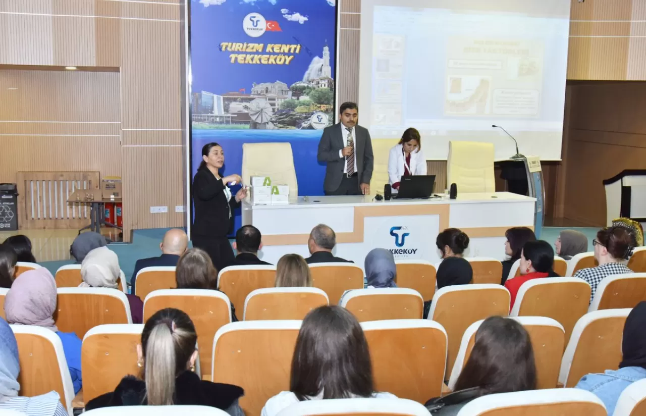 Tekkeköy'de Meme Kanseri Farkındalık ve Tarama Etkinliği Düzenlendi