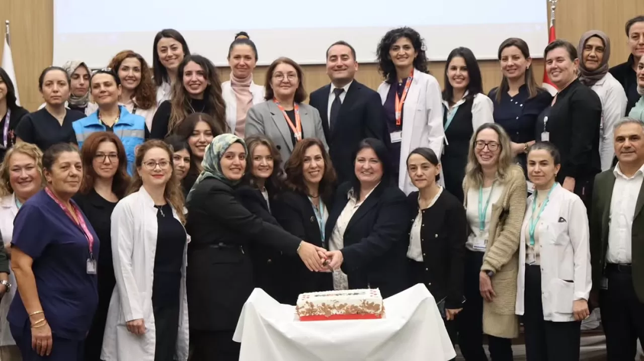 Bursa Şehir Hastanesi'nde Nütrisyon Hemşireliği Eğitimi Tamamlandı