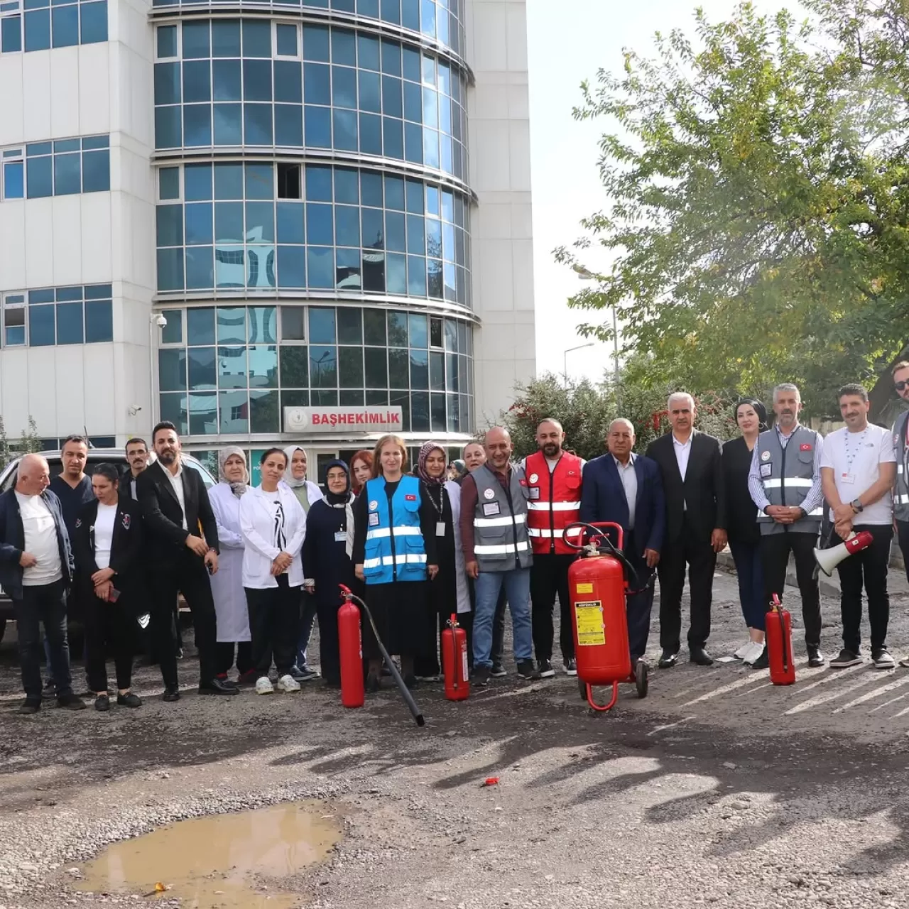 Bingöl Devlet Hastanesi'nde Yangın Tatbikatı Gerçekleştirildi
