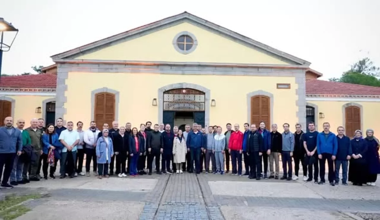 Ağrı İl Sağlık Müdürü, İzmir'deki İl Sağlık Müdürleri Toplantısı'na Katıldı
