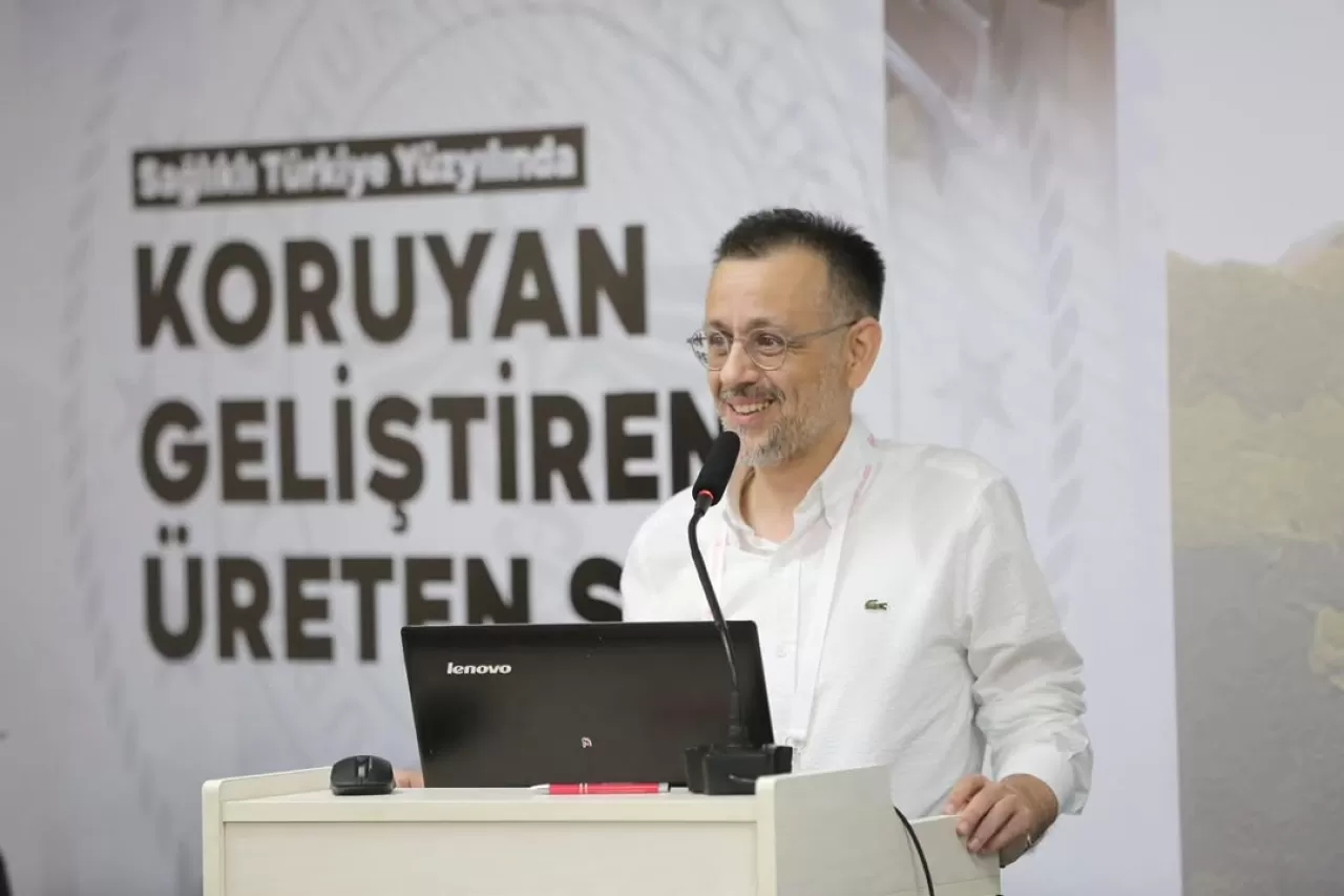 Bartın İl Sağlık Müdürü, İzmir'de Gerçekleşen İl Sağlık Müdürleri Toplantısı'na Katıldı