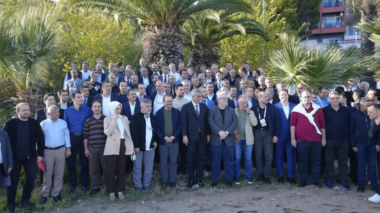 81 İl Sağlık Müdürü İzmir'de Toplandı