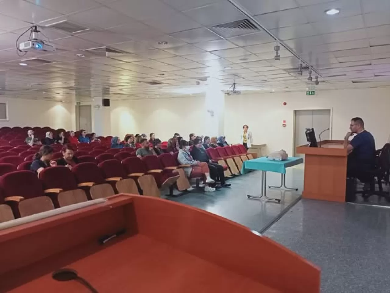 Kırıkkale'de Hastane Personeline Uygulamalı CPR Eğitimi