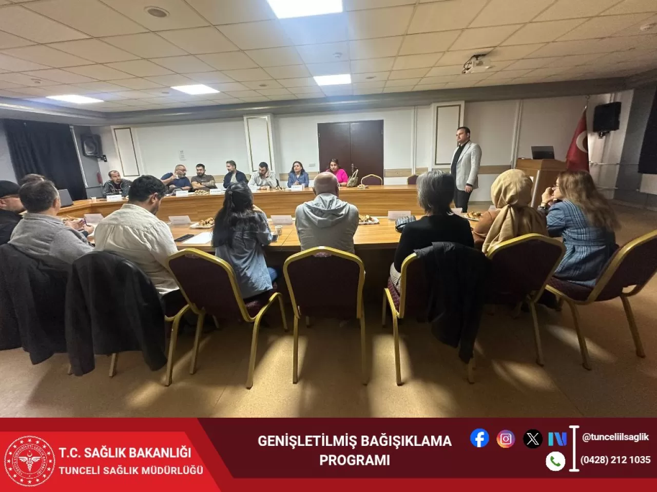 Tunceli'de Aile Hekimlerine Yönelik Bağışıklama Eğitimi Düzenlendi